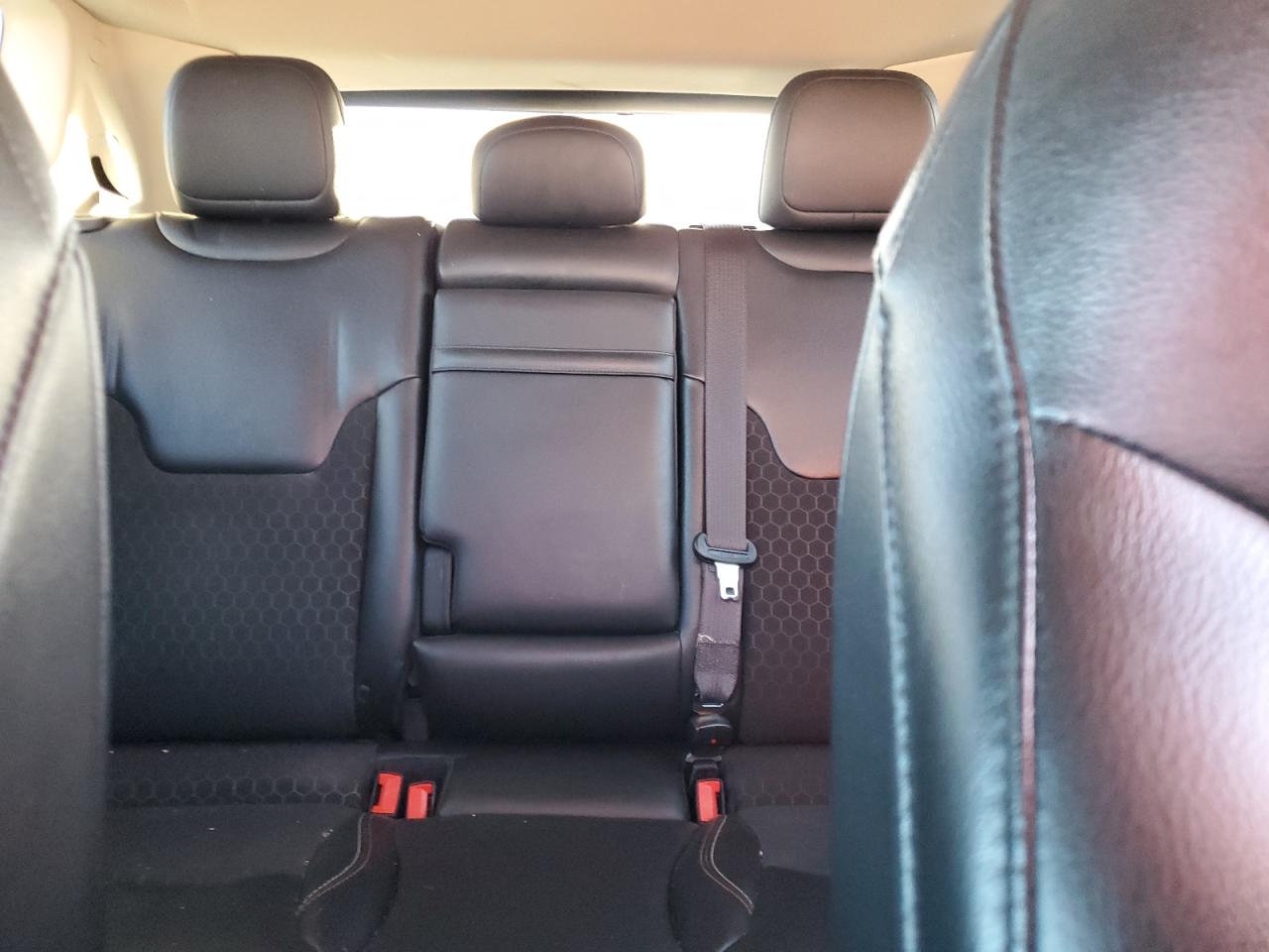 2018 Jeep Compass Latitude VIN: 3C4NJDBB1JT316150 Lot: 92527965