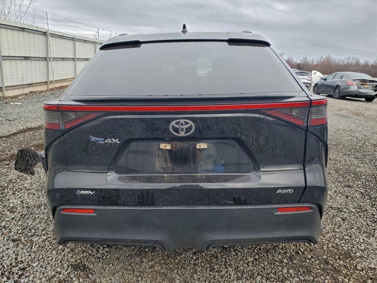 2024 Toyota Bz4X Xle VIN: JTMABACA9RA066126 Lot: 94294825