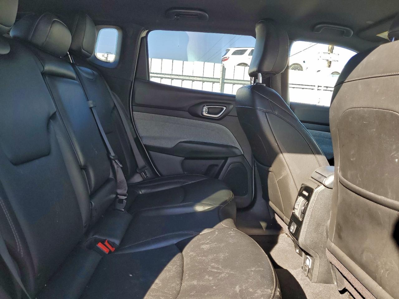 2023 Jeep Compass Latitude Lux VIN: 3C4NJDFN1PT563567 Lot: 93979155