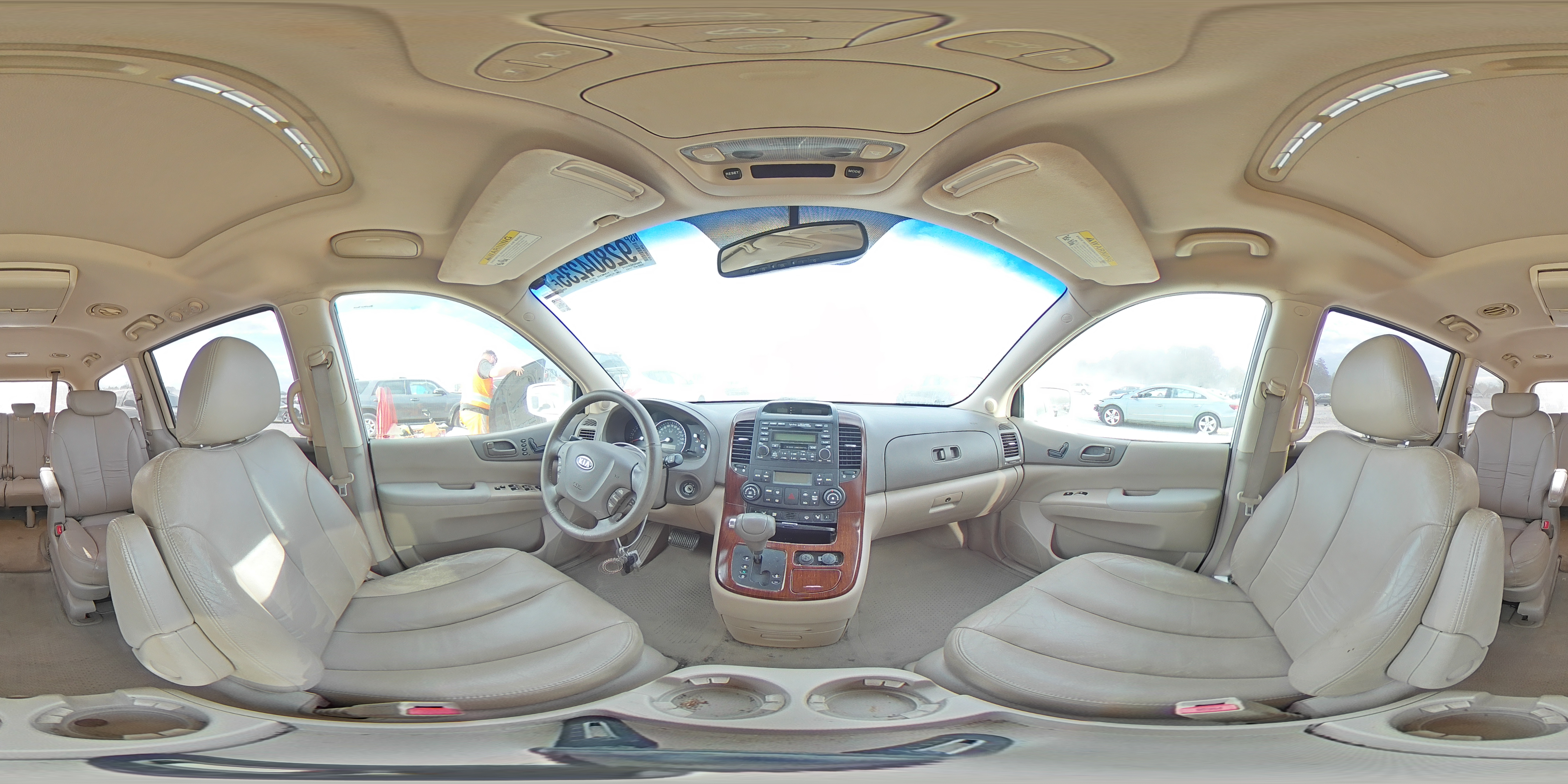 2007 Kia Sedona Ex VIN: KNDMB233076112057 Lot: 92804235