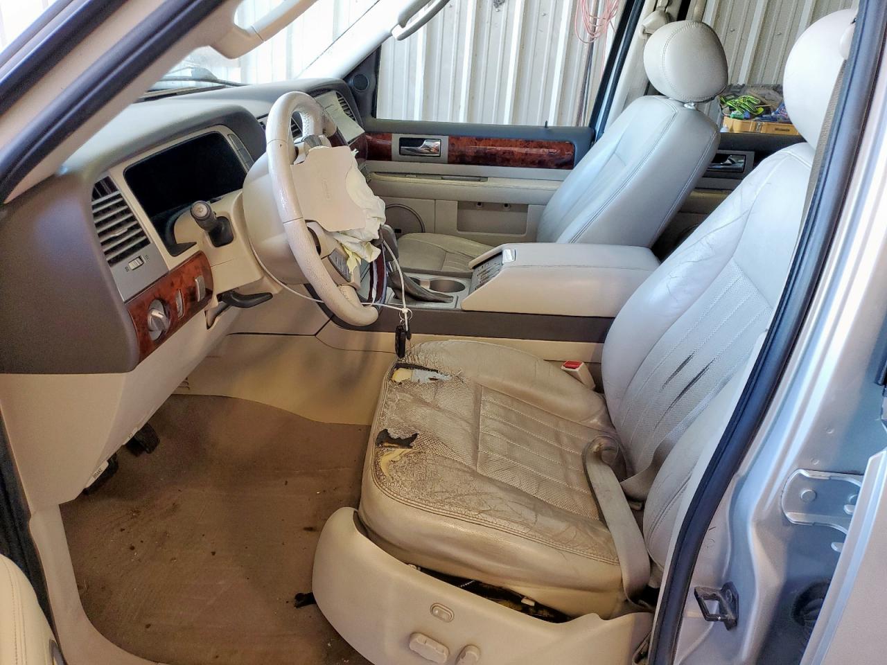 2004 Lincoln Navigator VIN: 5LMFU27RX4LJ20531 Lot: 91870985