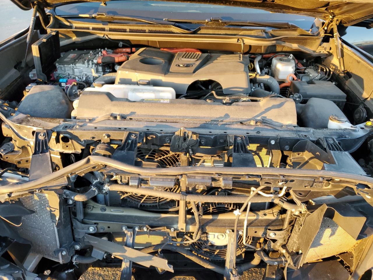 2024 Toyota Sequoia Sr5 VIN: 7SVAAAAAXRX003044 Lot: 92156405