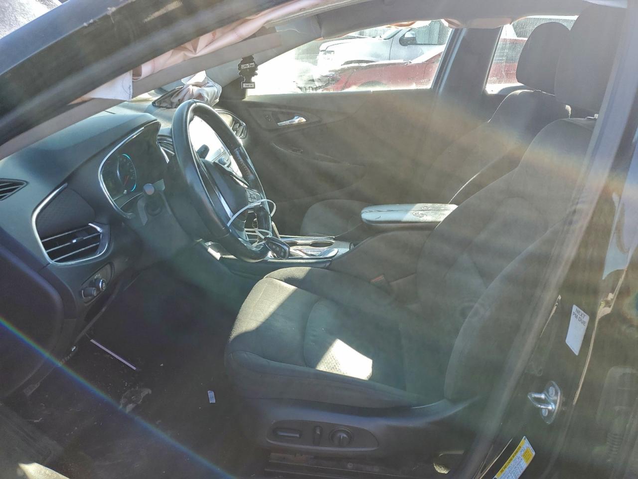 2018 Chevrolet Malibu Lt VIN: 1G1ZD5ST1JF149945 Lot: 94222655