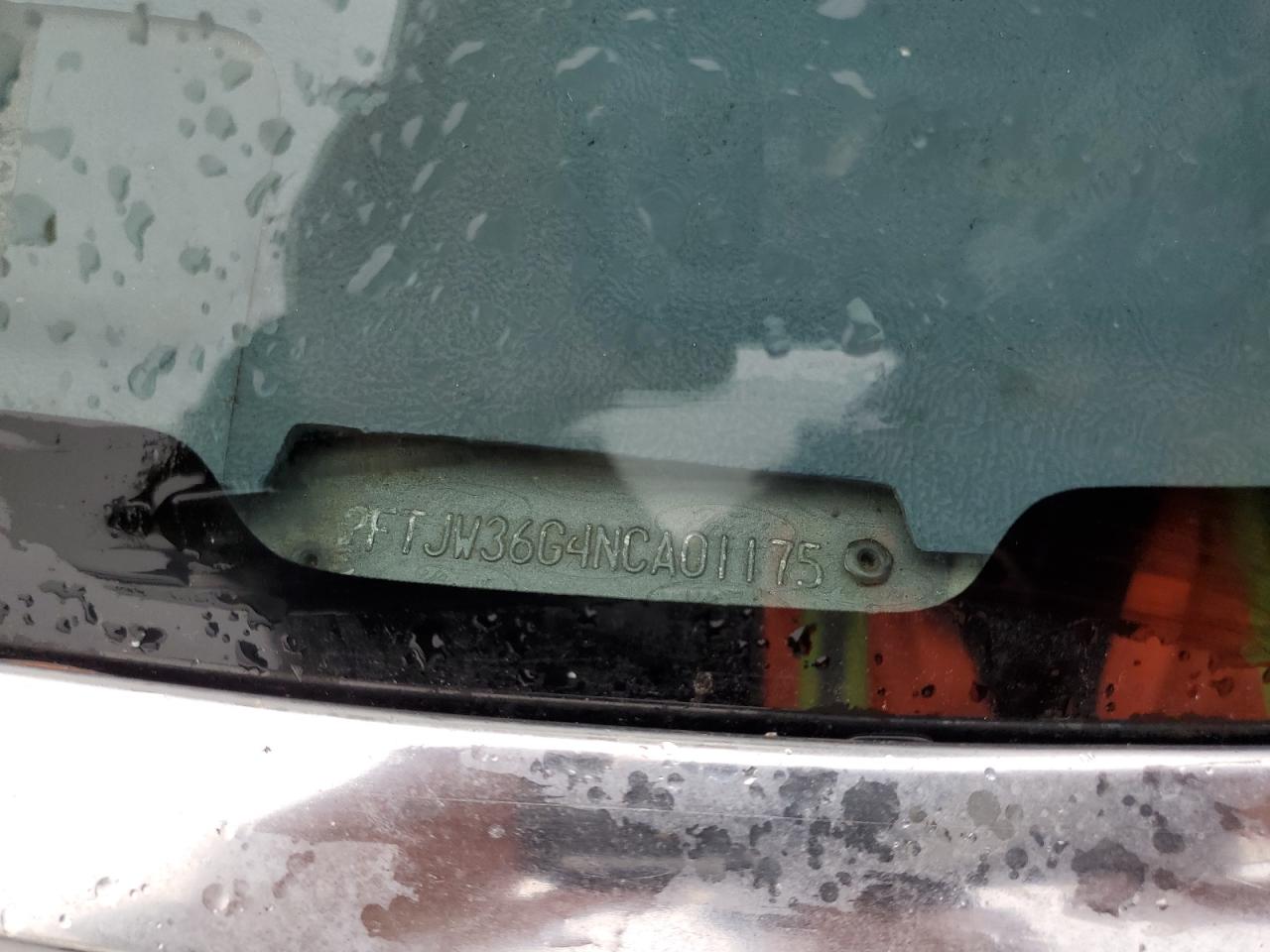 1992 Ford F350 VIN: 2FTJW36G4NCA01175 Lot: 91111005