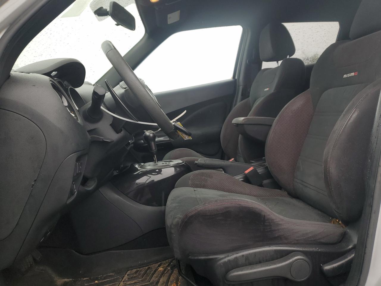 2015 Nissan Juke S VIN: JN8AF5MV0FT563910 Lot: 93048675