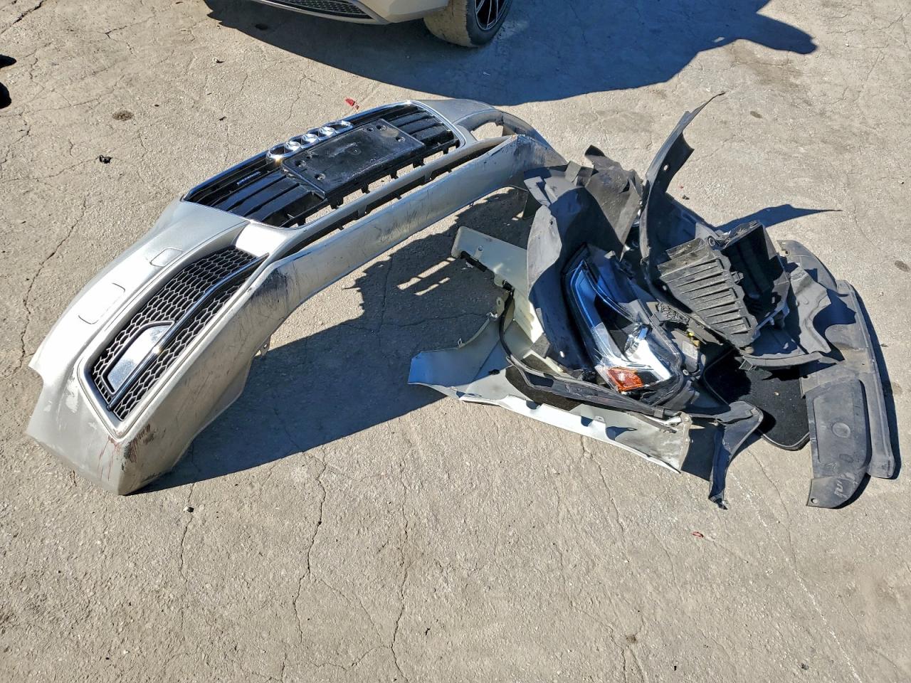 2014 Audi A4 Premium Plus VIN: WAUFFAFL3EN014806 Lot: 93932245