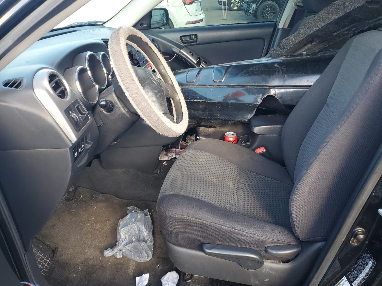 2006 Toyota Corolla Matrix Base VIN: 2T1LR32E96C562099 Lot: 93107085