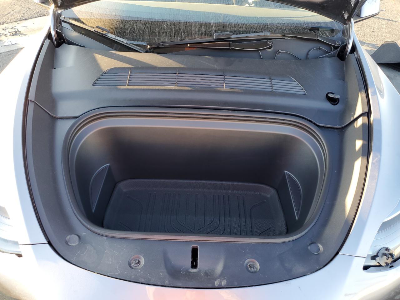 2024 Tesla Model Y VIN: 7SAYGAEE3RF168497 Lot: 91729235