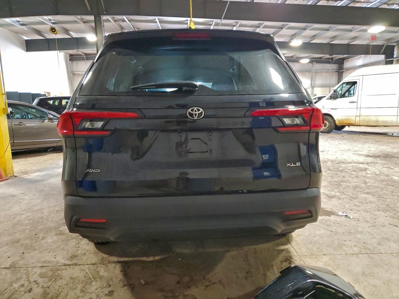 2024 Toyota Grand Highlander Xle VIN: 5TDAAAB56RS029092 Lot: 94122515