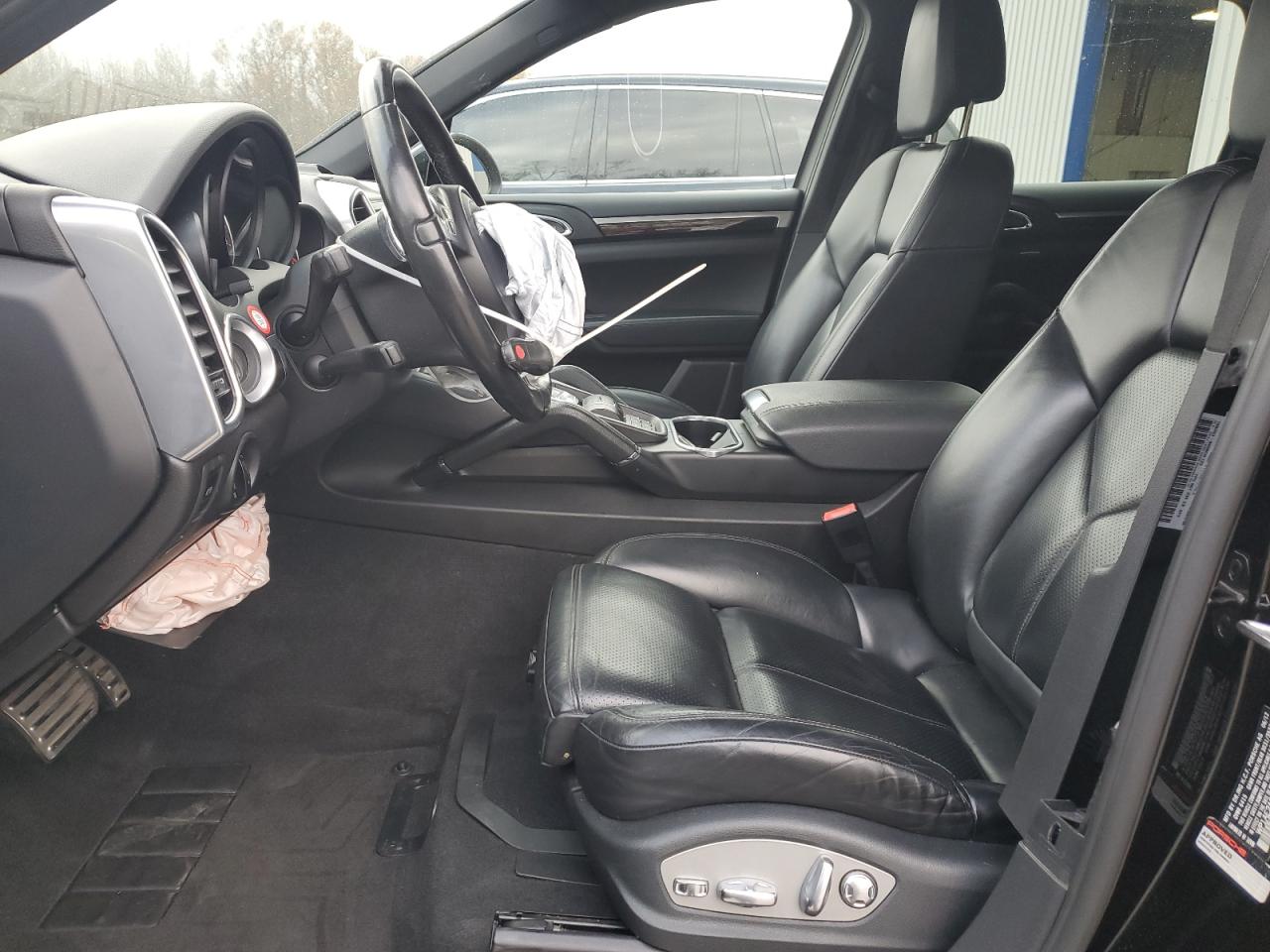 2013 Porsche Cayenne S Hybrid VIN: WP1AE2A25DLA14223 Lot: 93376095