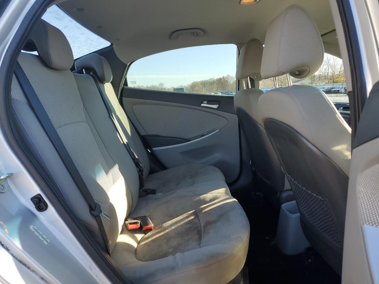 2013 Hyundai Accent Gls VIN: KMHCT4AE9DU549826 Lot: 91819625