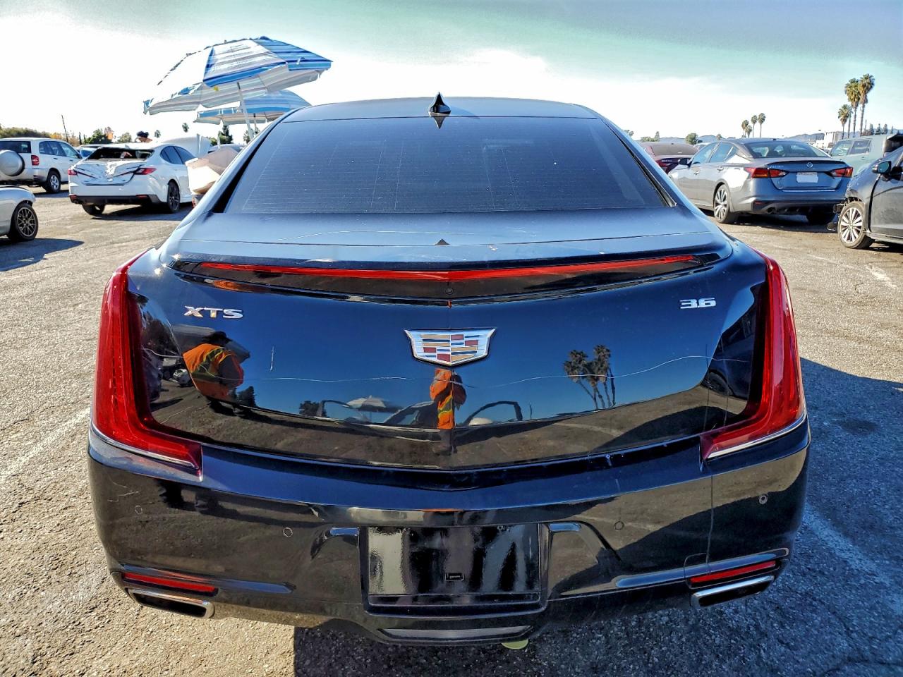 2018 Cadillac Xts Luxury VIN: 2G61M5S38J9143270 Lot: 94731875