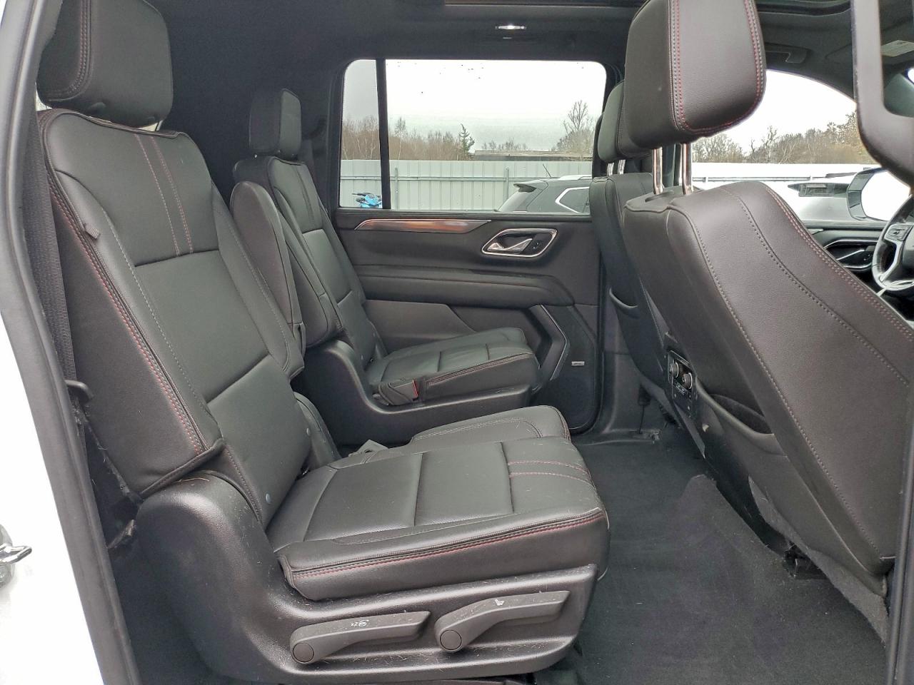 2022 Chevrolet Suburban K1500 Rst VIN: 1GNSKEKT5NR315281 Lot: 92808485