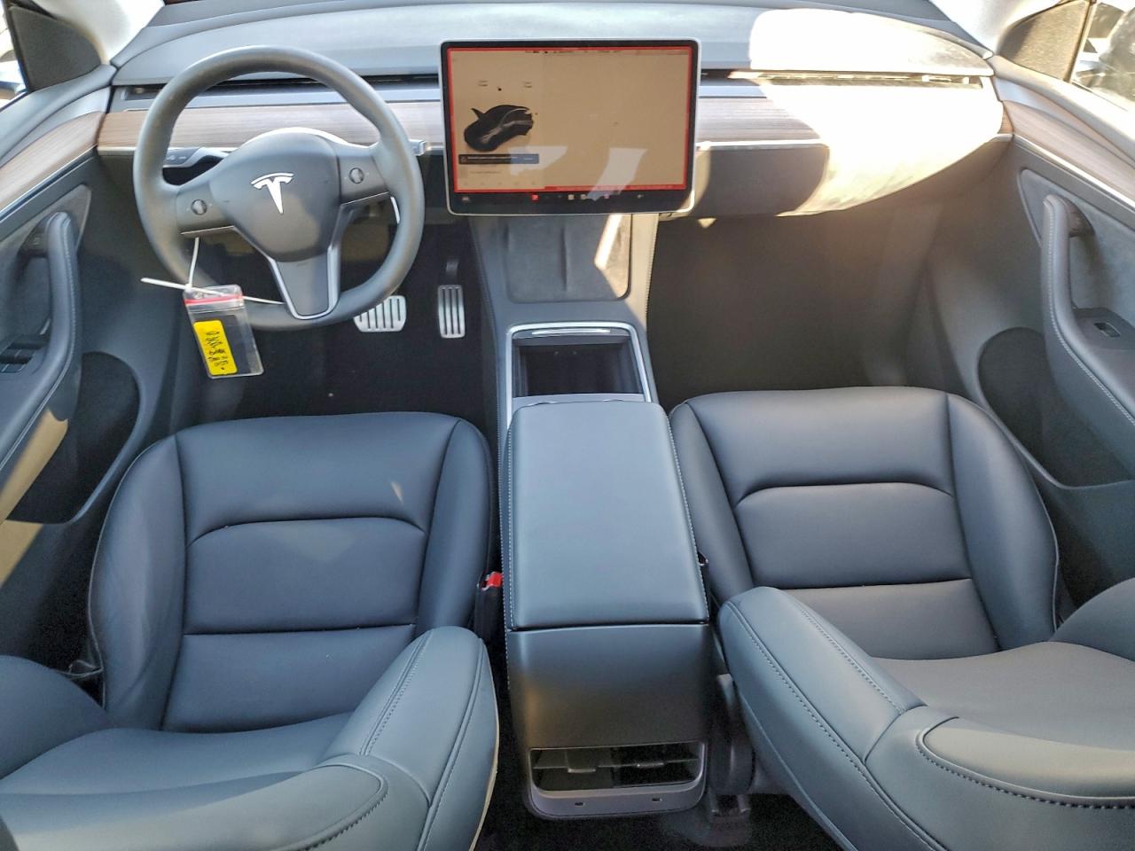 2025 Tesla Model Y VIN: 7SAYGDEF1SF259459 Lot: 93876125