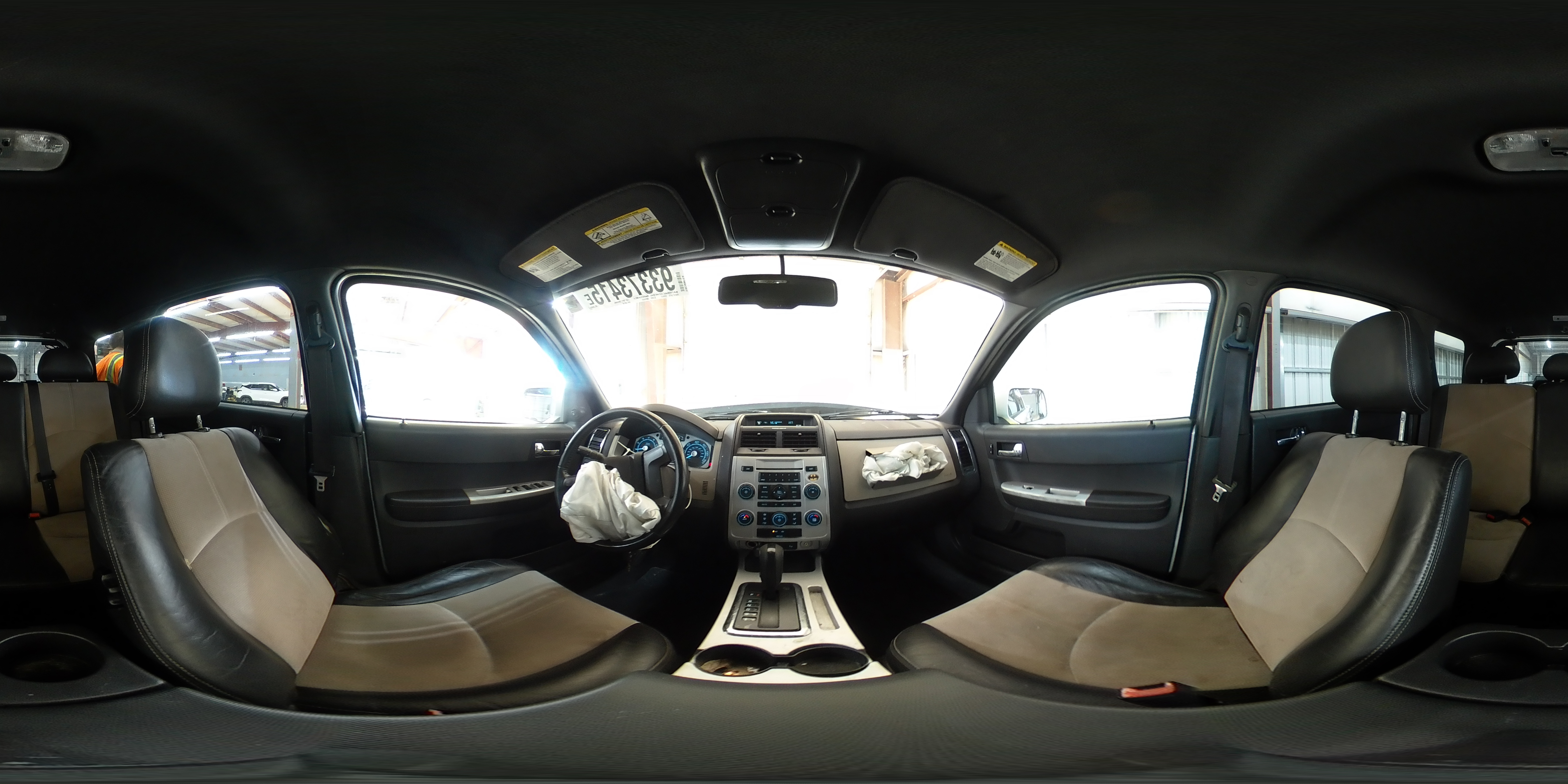 2008 Mercury Mariner Premier VIN: 4M2CU97158KJ46196 Lot: 93373415