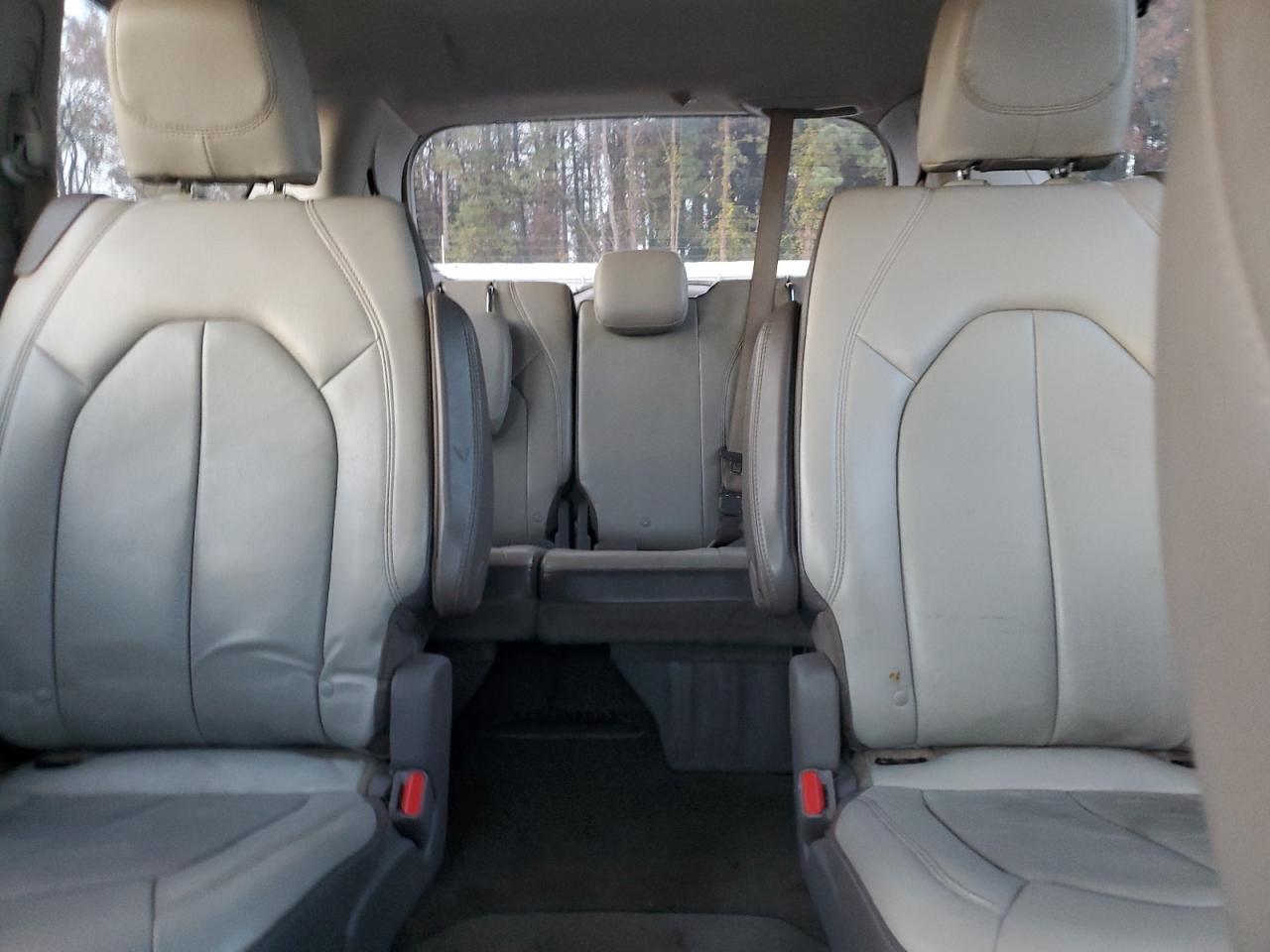 2017 Chrysler Pacifica Touring L VIN: 2C4RC1BG0HR688100 Lot: 92442915