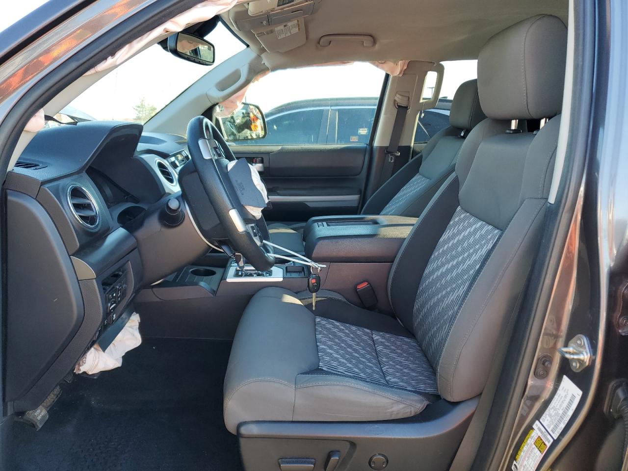 2018 Toyota Tundra Double Cab Sr VIN: 5TFUY5F12JX740939 Lot: 93388625