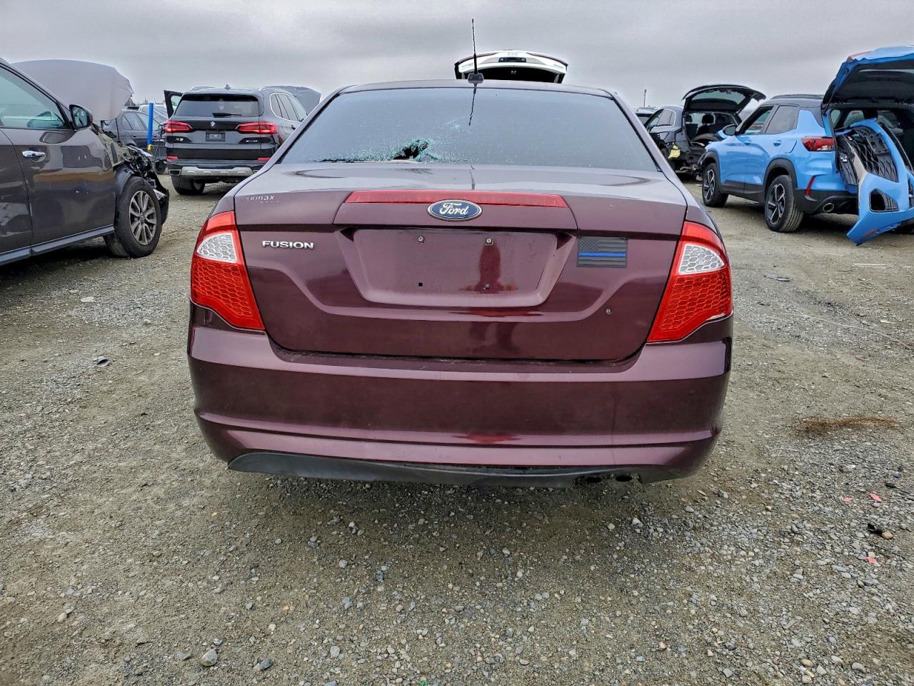 2011 Ford Fusion S VIN: 3FAHP0GA3BR322069 Lot: 94289755