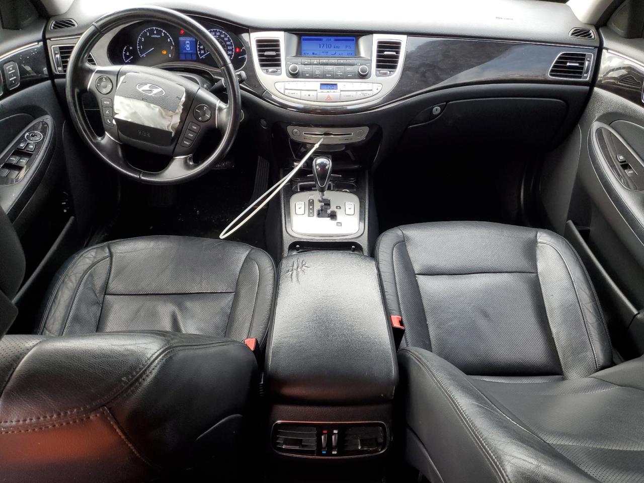 2013 Hyundai Genesis 3.8L VIN: KMHGC4DD2DU220454 Lot: 90321465