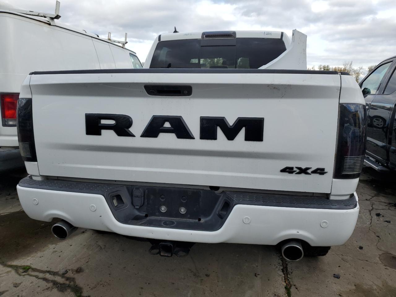 2017 Ram 1500 Sport VIN: 1C6RR7MT4HS749062 Lot: 92842575