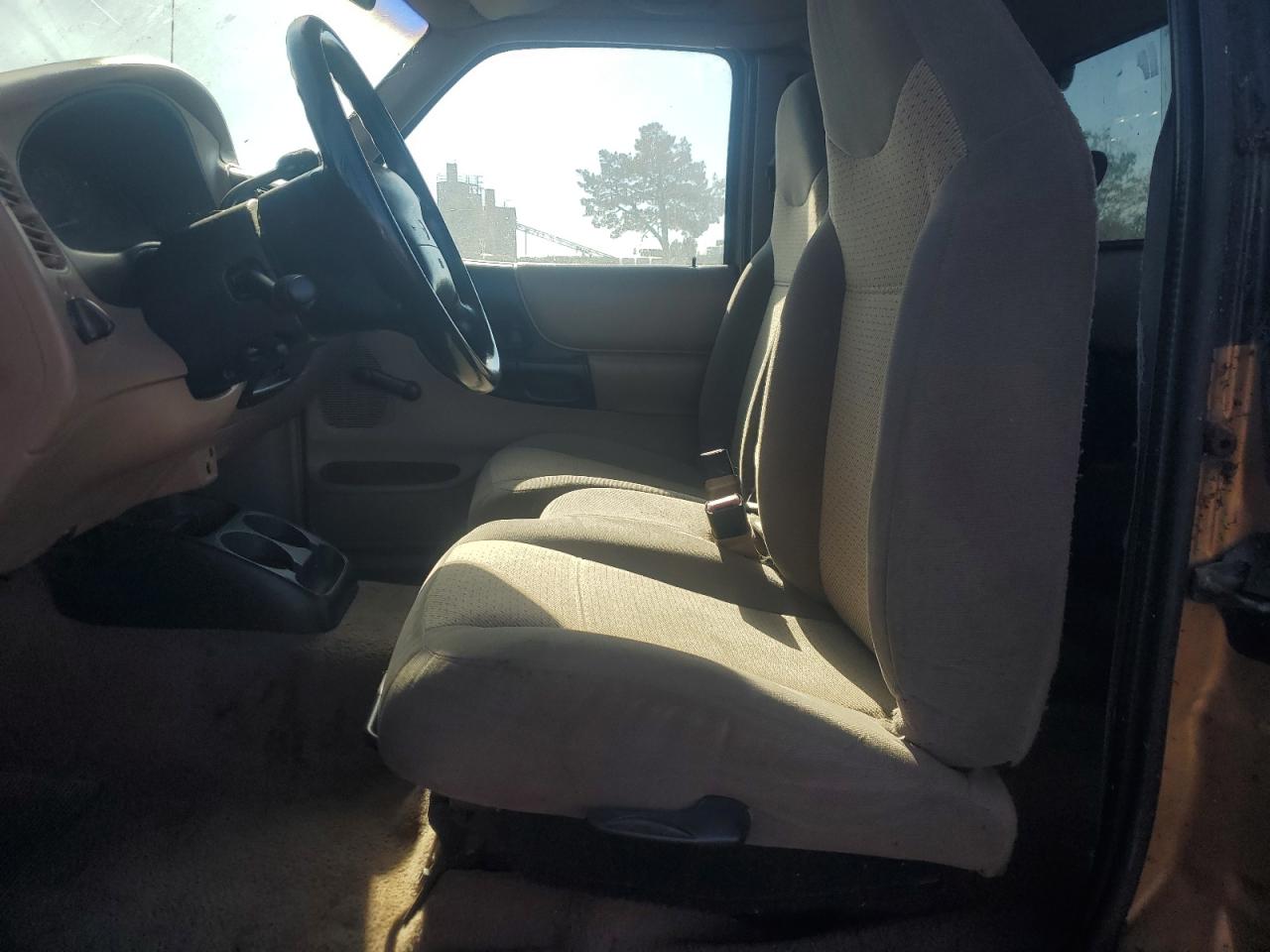 1998 Mazda B3000 Cab Plus VIN: 4F4YR16V1XTM00778 Lot: 90667095