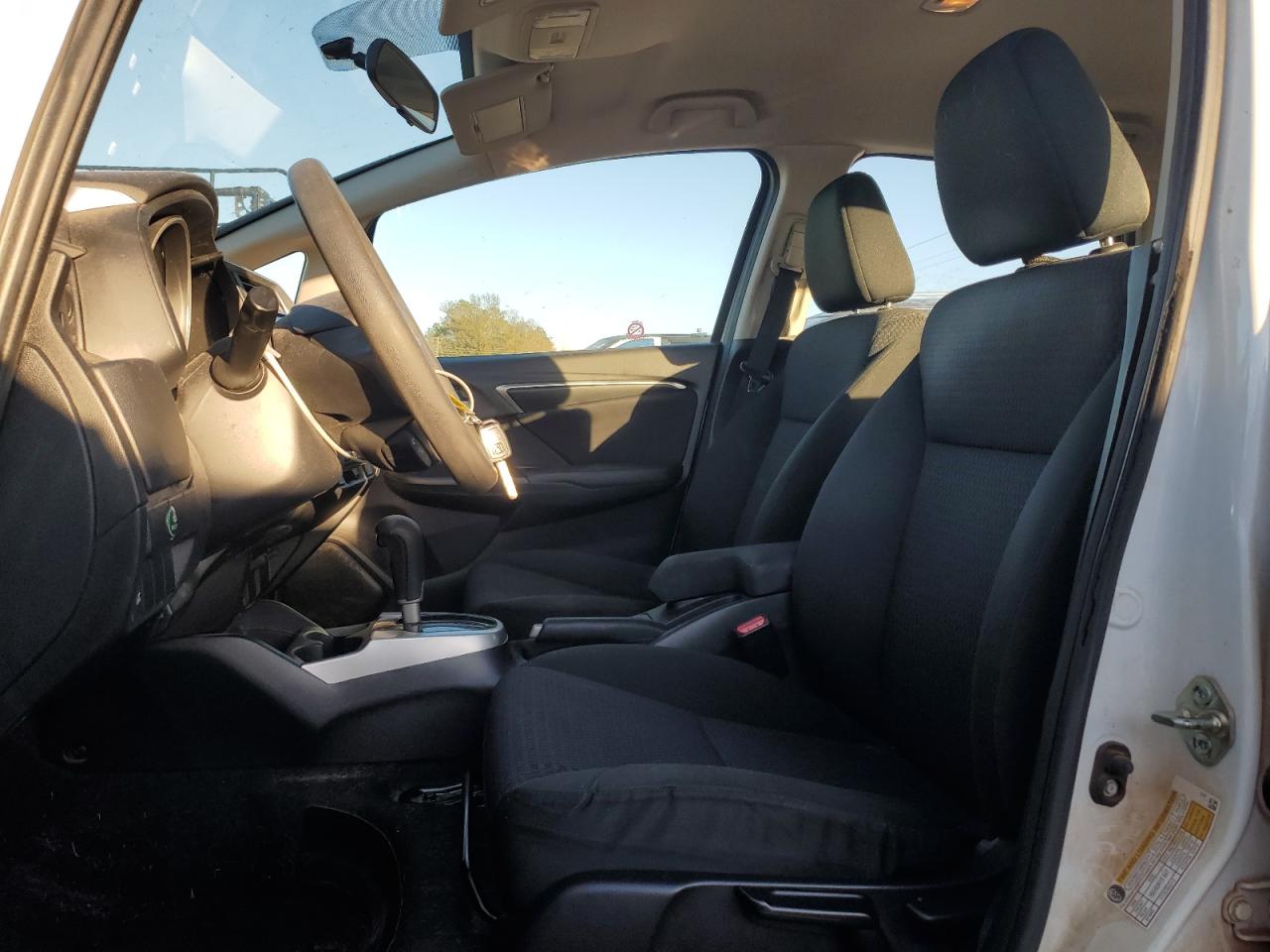 2020 Honda Fit Lx VIN: 3HGGK5H40LM714825 Lot: 92813045