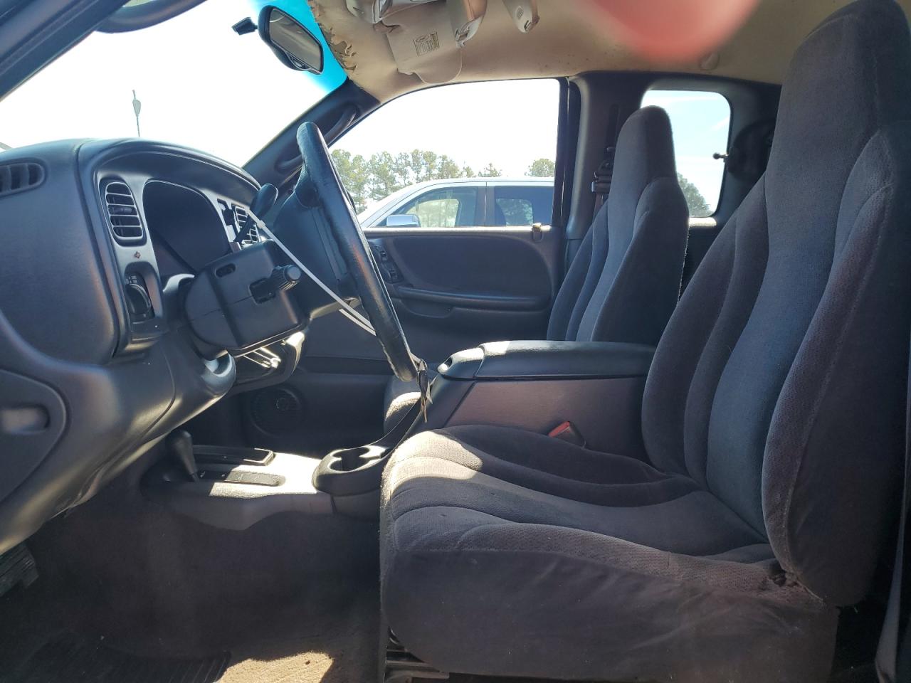 2000 Dodge Dakota VIN: 1B7GG22N3YS710427 Lot: 91010195