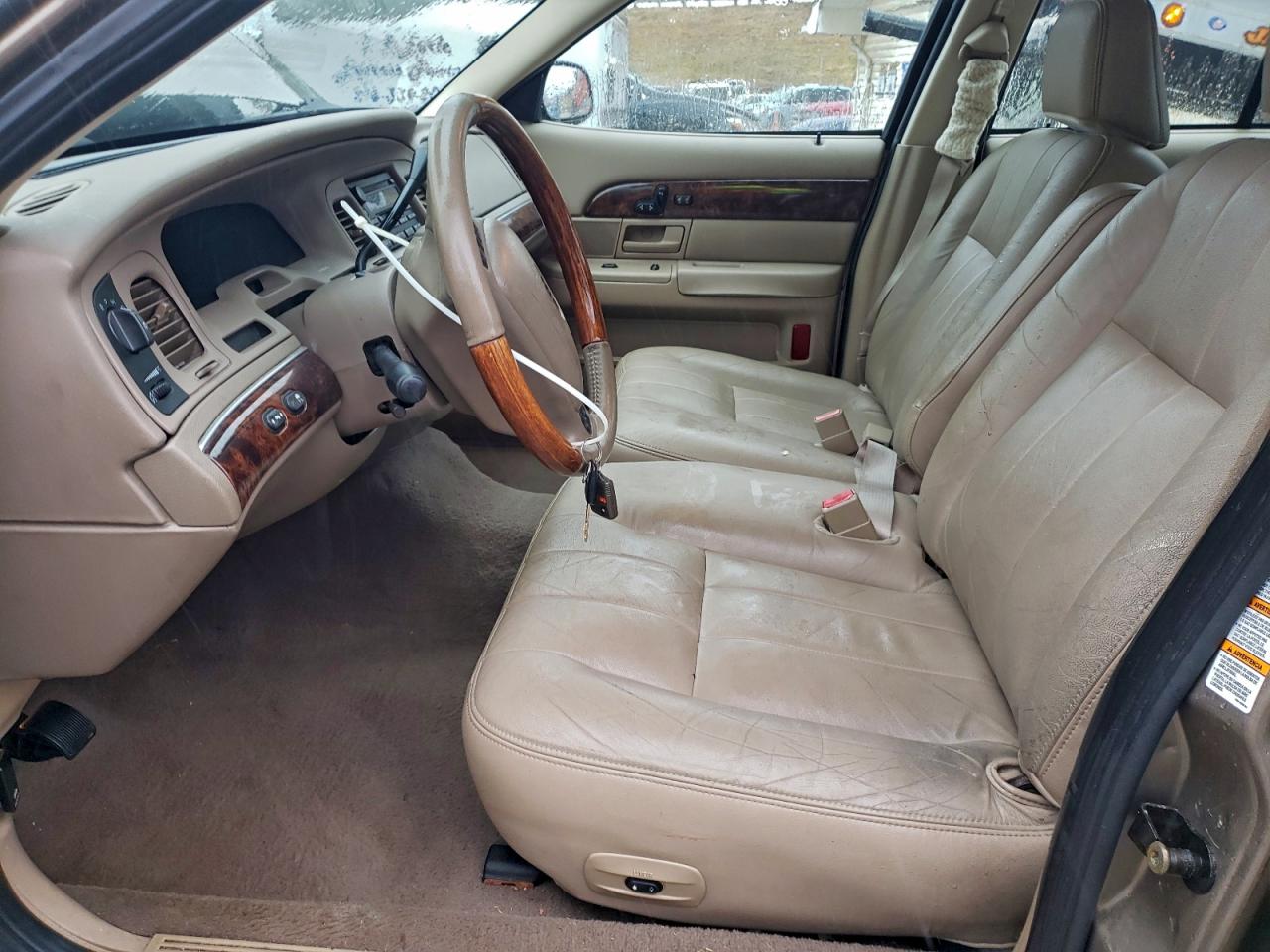 2004 Mercury Grand Marquis Ls VIN: 2MEHM75W34X681533 Lot: 93914085