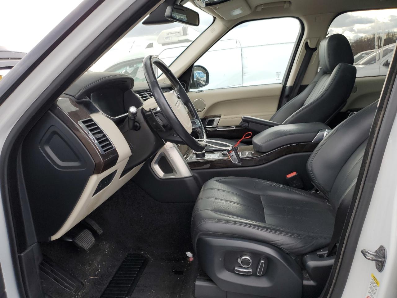 2016 Land Rover Range Rover Hse VIN: SALGS2VF4GA268693 Lot: 92954515