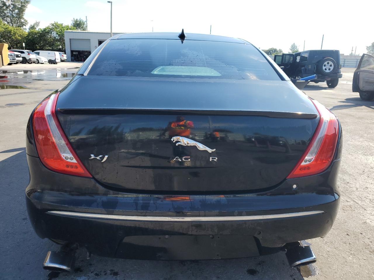 2015 Jaguar Xj VIN: SAJWA1CZ7F8V86845 Lot: 90777925