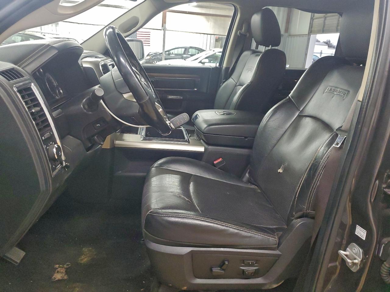 2015 Ram 1500 Laramie VIN: 1C6RR7NT2FS698575 Lot: 94045895