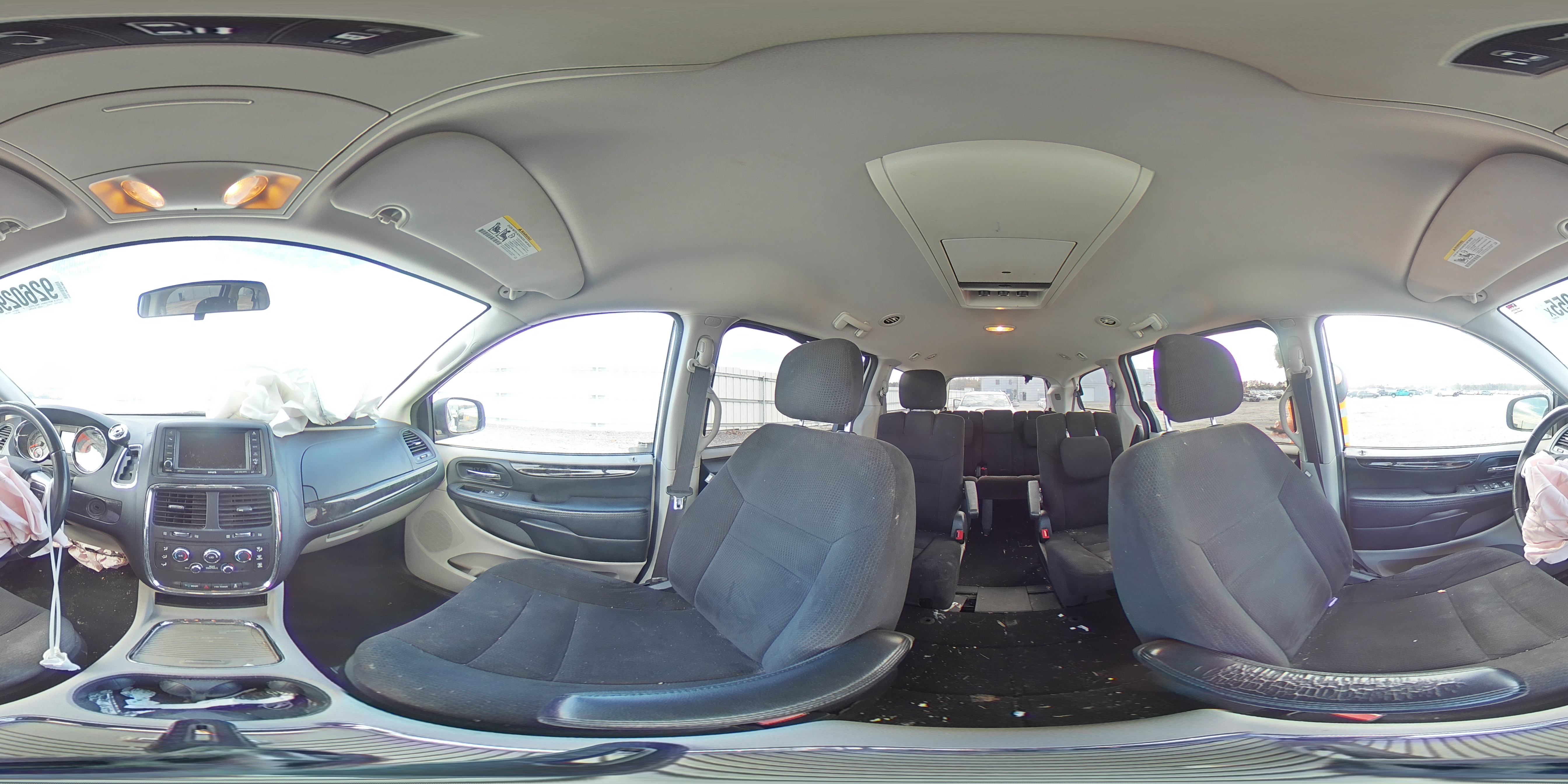 2015 Dodge Grand Caravan Sxt VIN: 2C4RDGCG0FR649437 Lot: 92602955