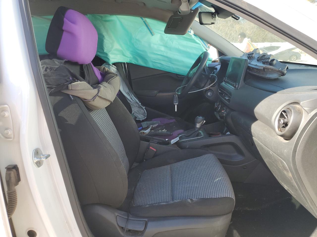 2022 Hyundai Kona Sel VIN: KM8K22AB4NU825100 Lot: 92633605