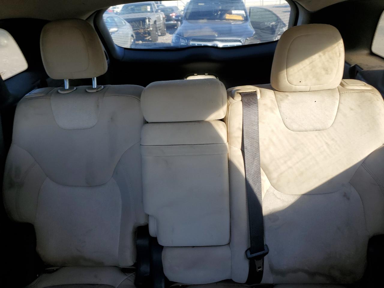 2018 Jeep Cherokee Latitude VIN: 1C4PJLCBXJD568115 Lot: 89865975