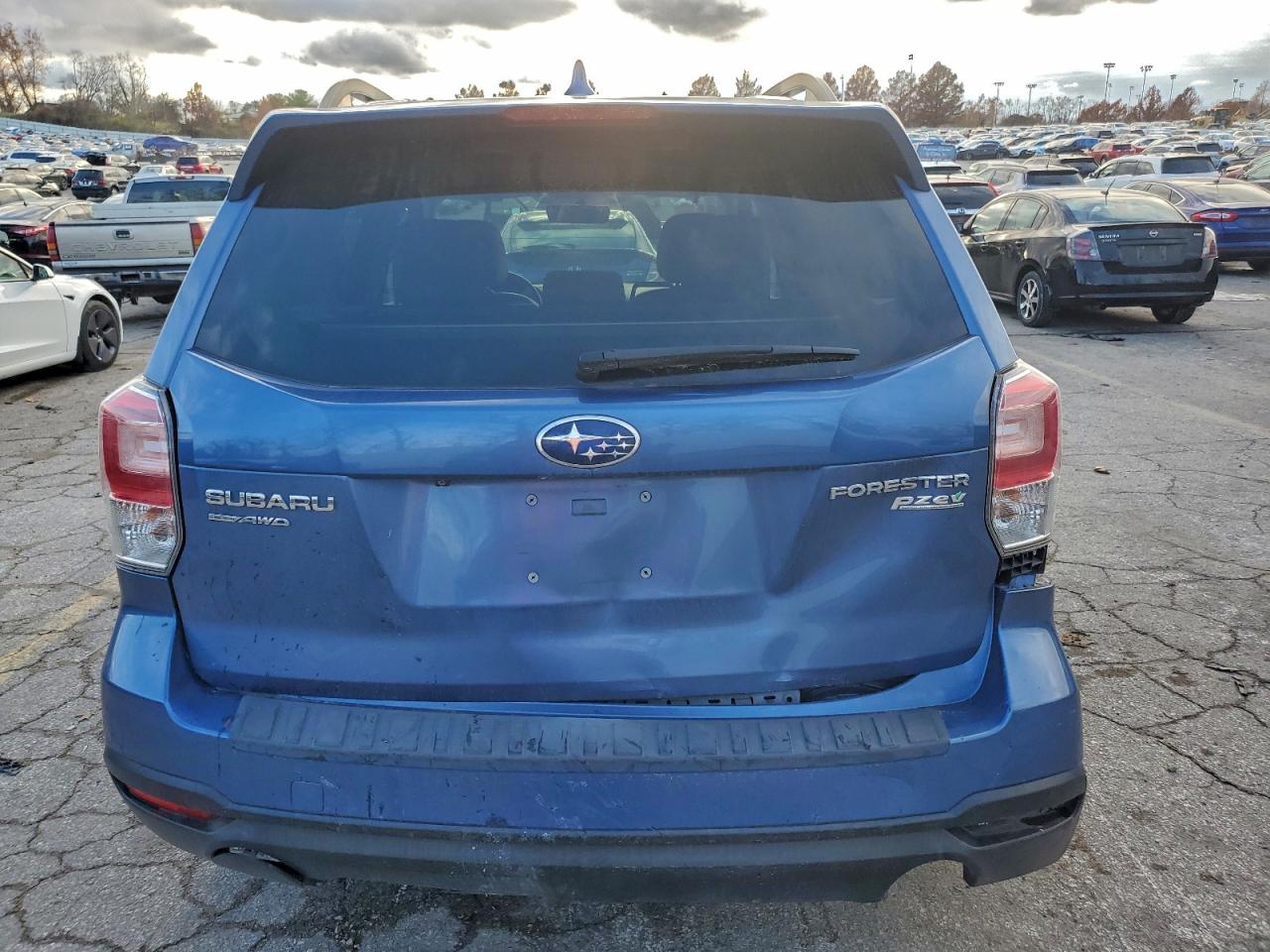 2017 Subaru Forester 2.5I Limited VIN: JF2SJAJC1HH431157 Lot: 93346605