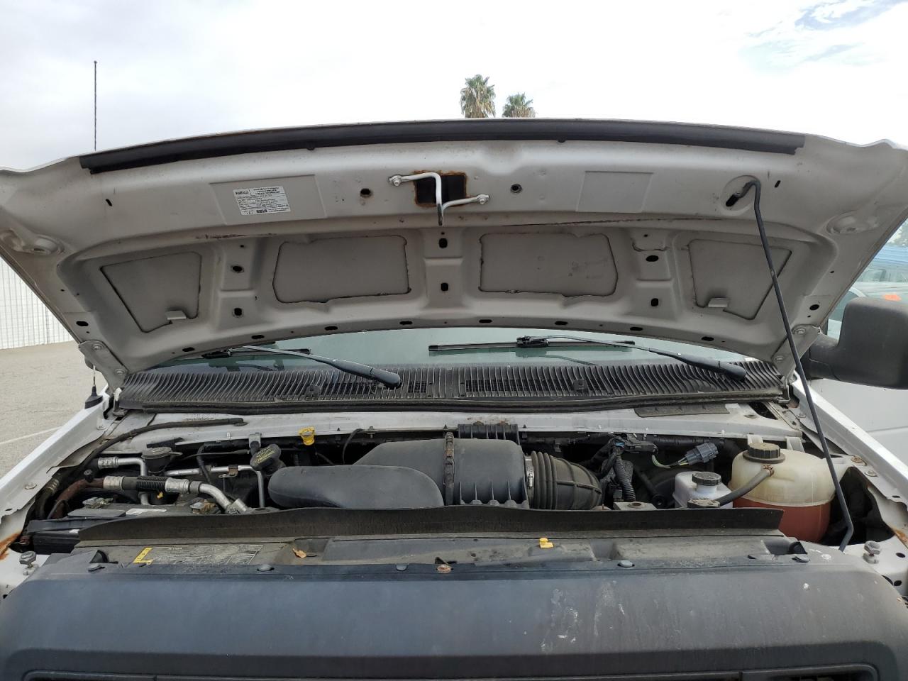 2014 Ford E150 Delivery Van VIN: 1FTNE1EW2EDA41272 Lot: 92728665