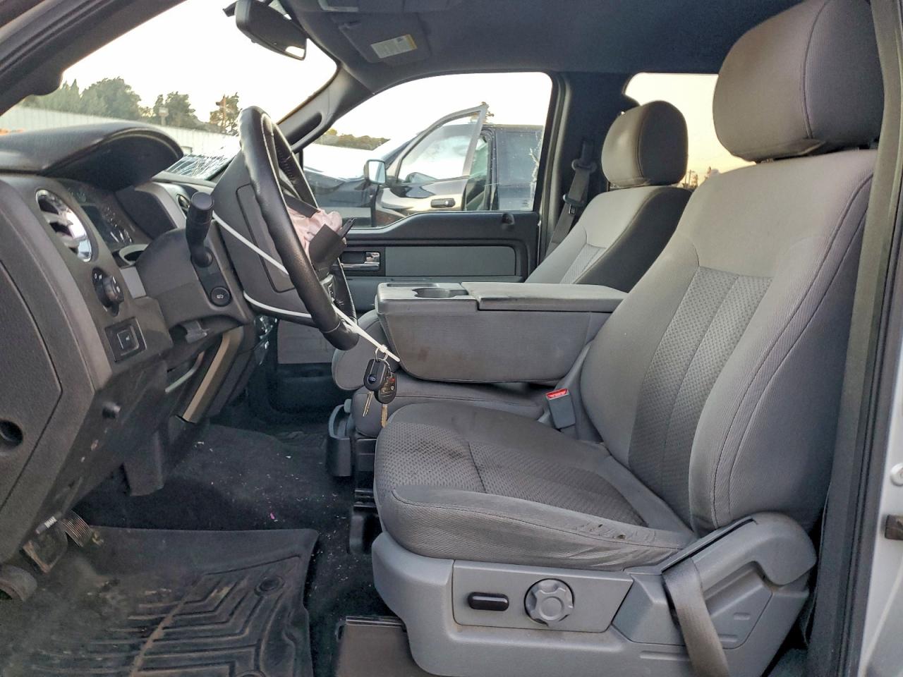 2013 Ford F150 Supercrew VIN: 1FTFW1CT5DKE96895 Lot: 93949615