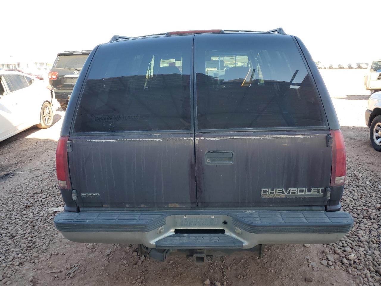 1996 Chevrolet Tahoe K1500 VIN: 1GNEK13R1TJ349710 Lot: 92882335