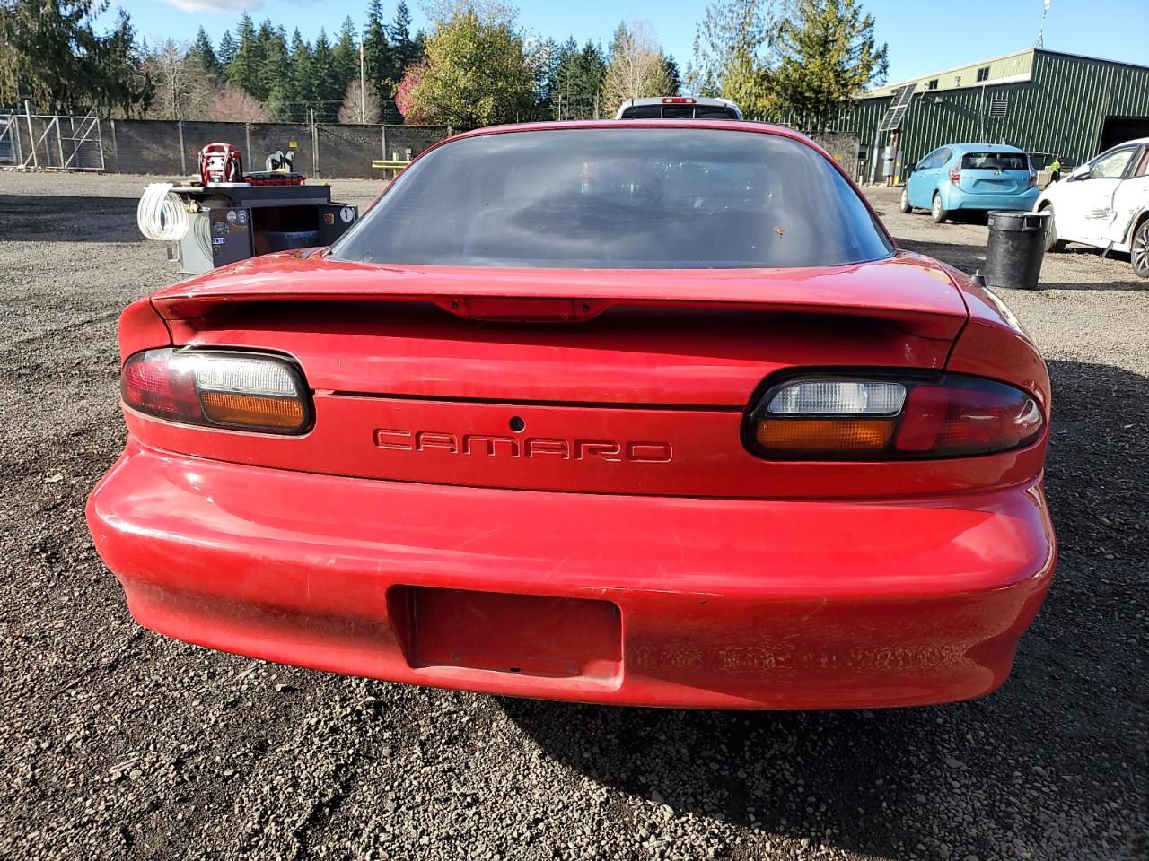 1998 Chevrolet Camaro VIN: 2G1FP22K8W2116417 Lot: 92947235