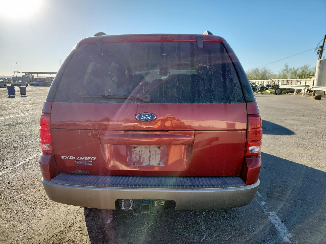 2004 Ford Explorer Eddie Bauer VIN: 1FMZU74K74UB47605 Lot: 92329605