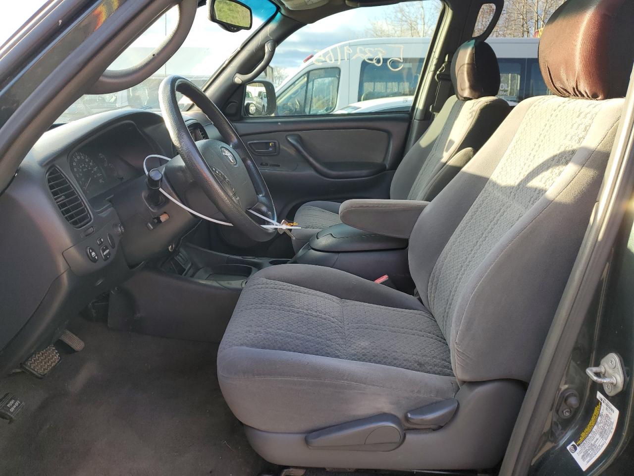 2005 Toyota Tundra Double Cab Sr5 VIN: 5TBDT44105S499883 Lot: 92569795