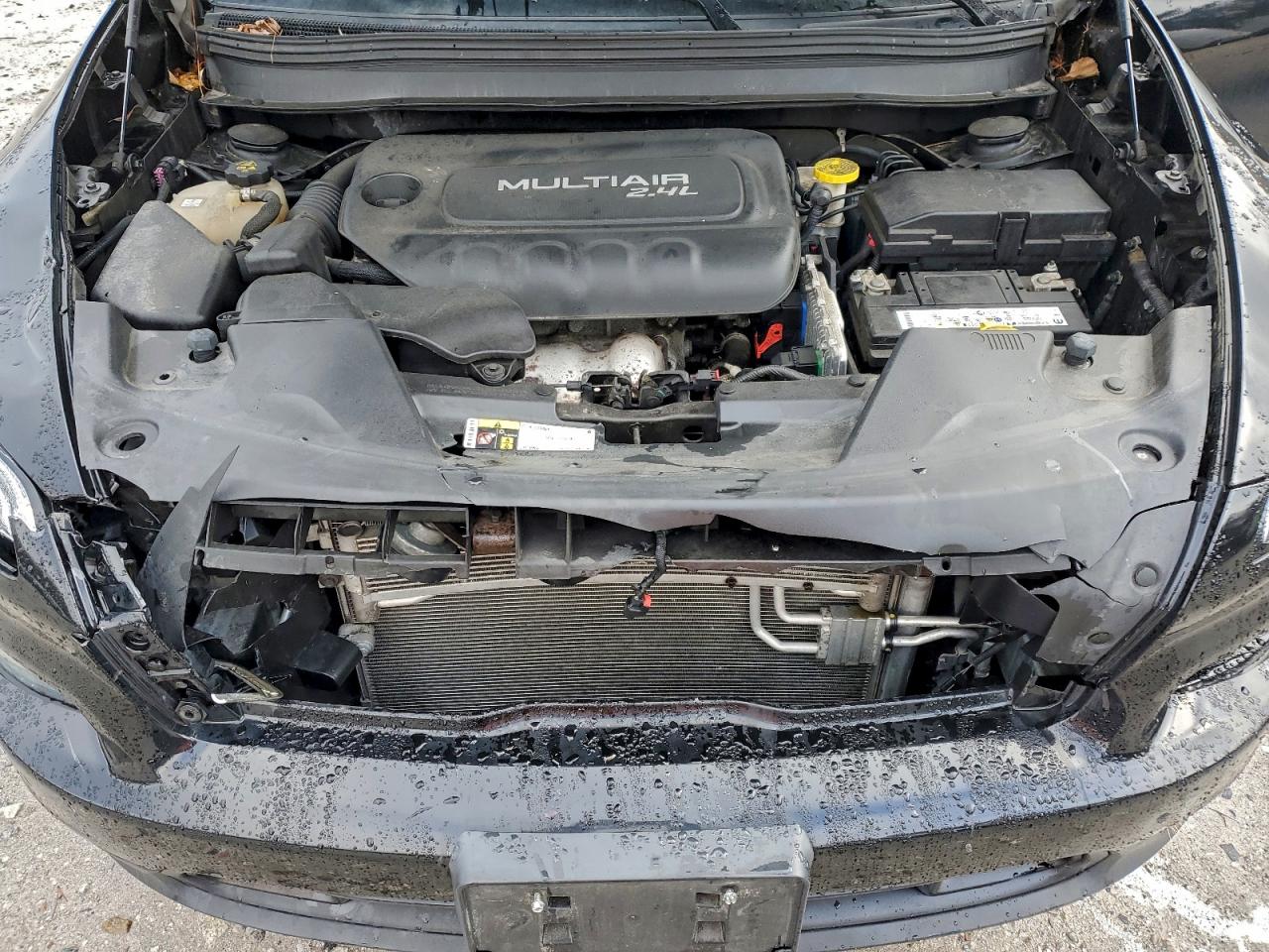 2017 Jeep Cherokee Latitude VIN: 1C4PJMCB7HW651621 Lot: 94044655