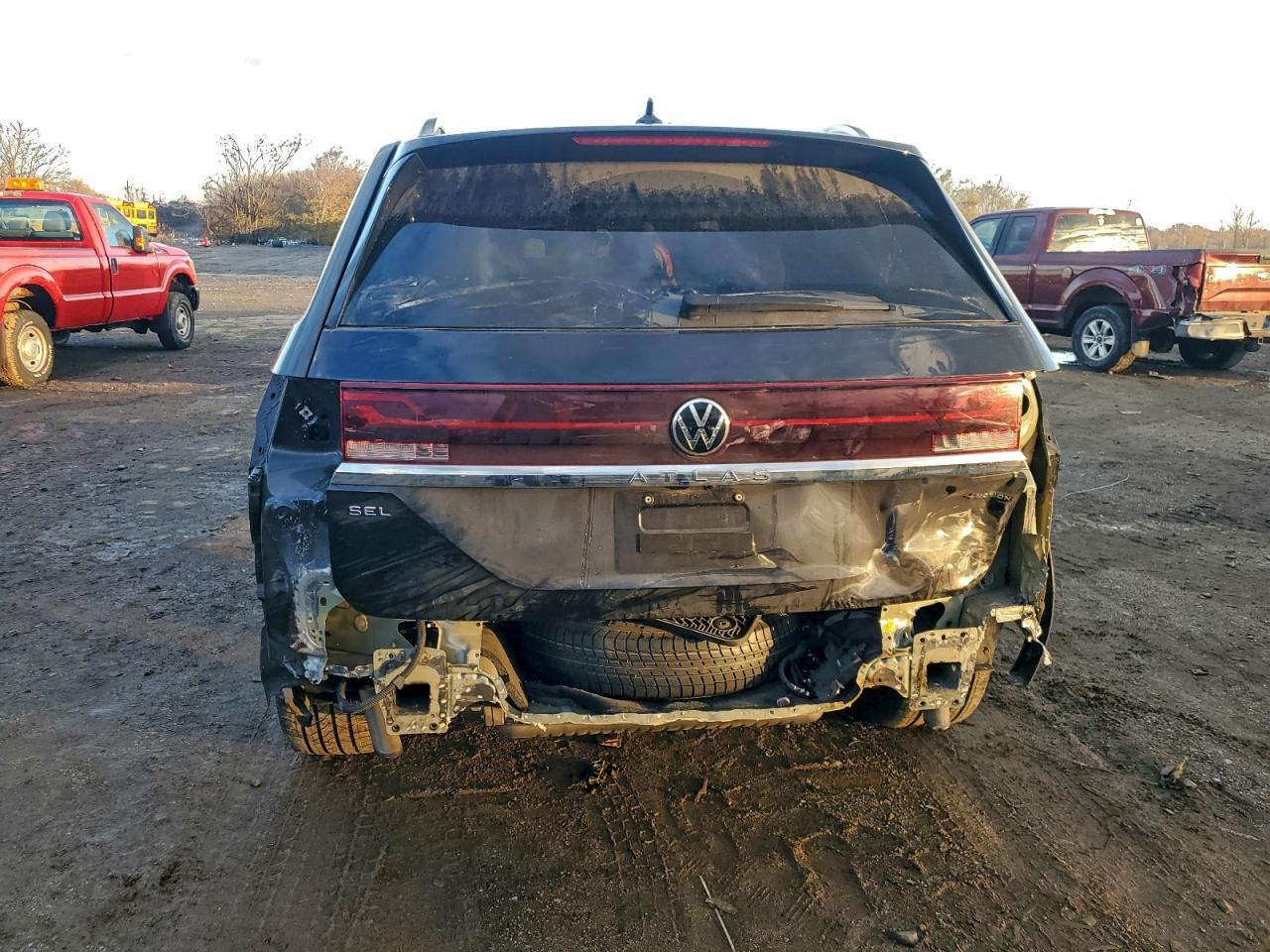 2024 Volkswagen Atlas Sel Premium R-Line VIN: 1V2FR2CA2RC508559 Lot: 94572295