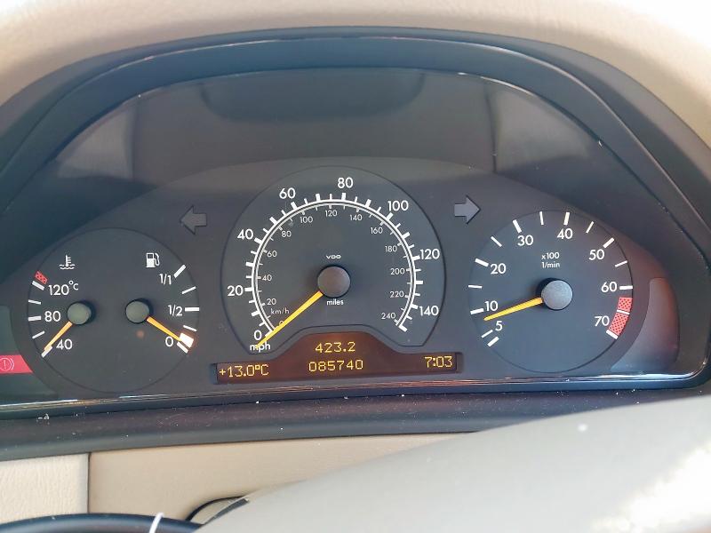 1998 MERCEDES-BENZ E CLASS E240 V6 ELEGANCE 4DR AUTO [5]