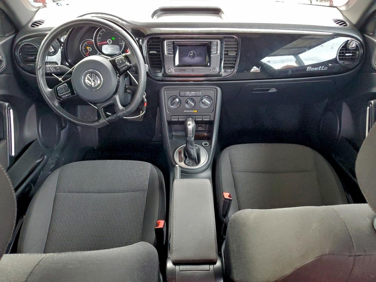 2017 Volkswagen Beetle 1.8T VIN: 3VWF17AT3HM609310 Lot: 93336705