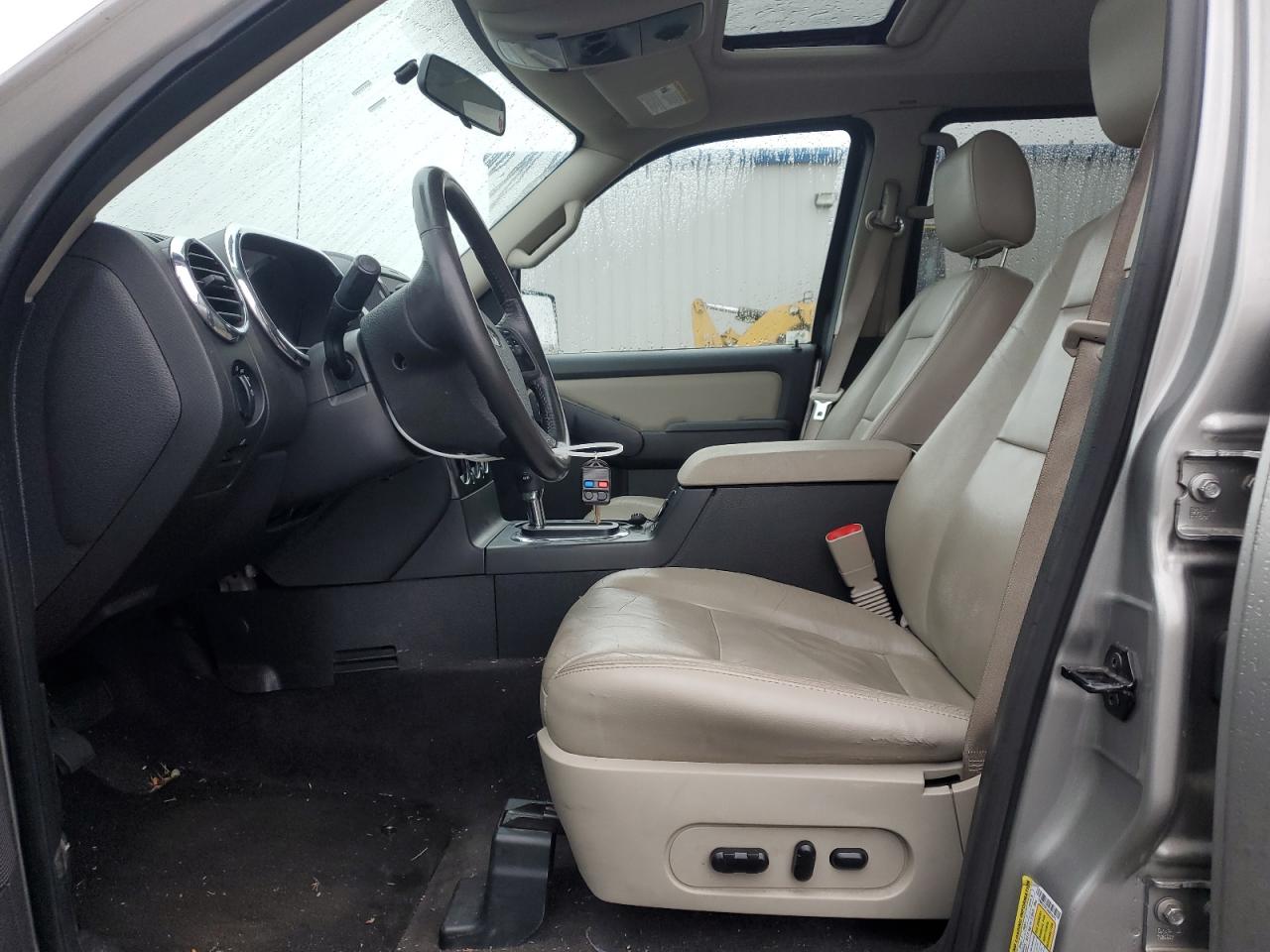 2008 Ford Explorer Xlt VIN: 1FMEU73E38UB29375 Lot: 86660665