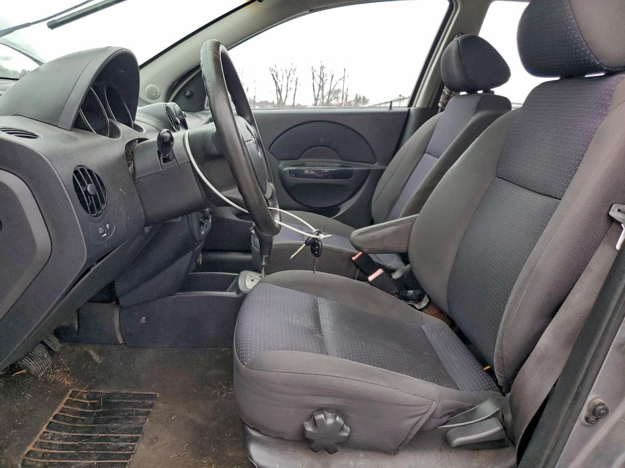 2008 Chevrolet Aveo Base VIN: KL1TD66608B081363 Lot: 93743745