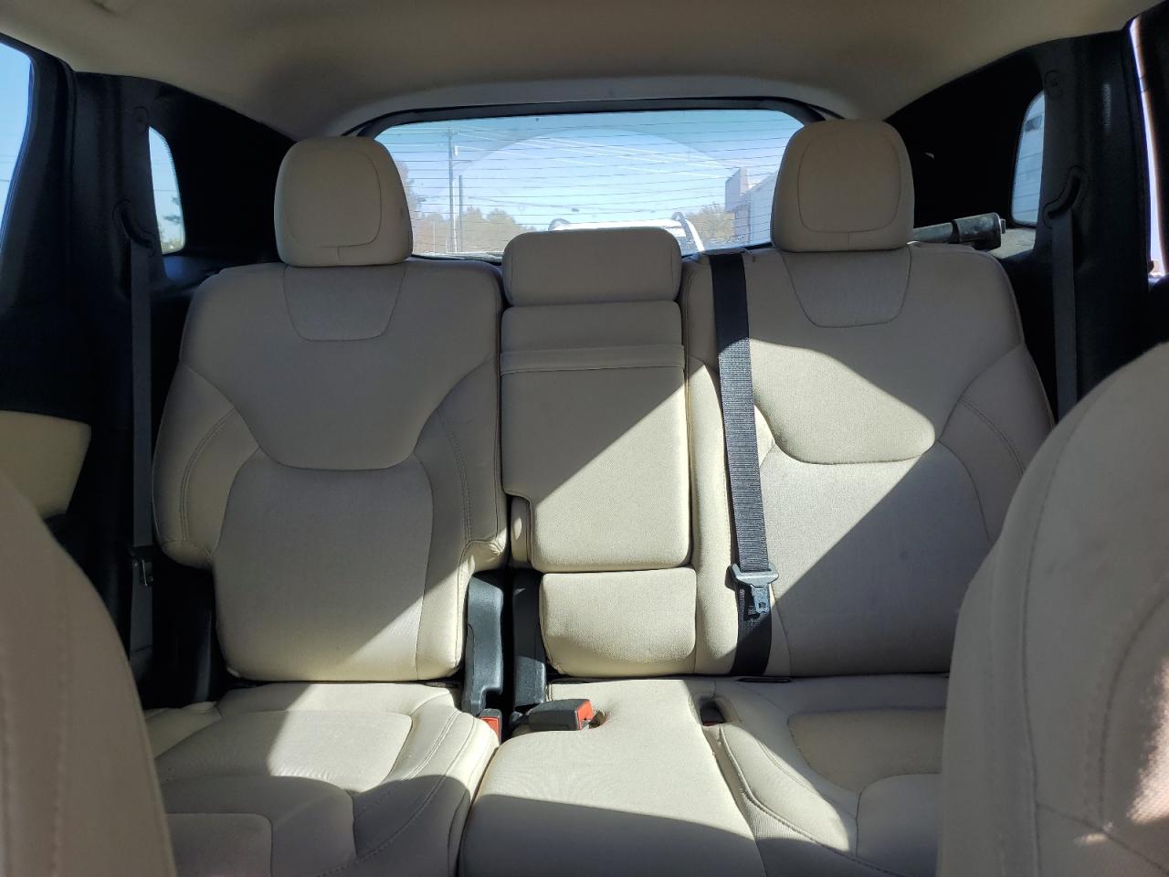 2015 Jeep Cherokee Sport VIN: 1C4PJLAB0FW612122 Lot: 92836335