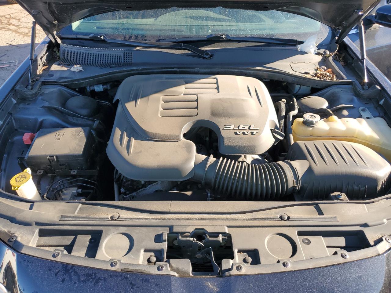 2016 Chrysler 300 Limited VIN: 2C3CCARG6GH270788 Lot: 91569835