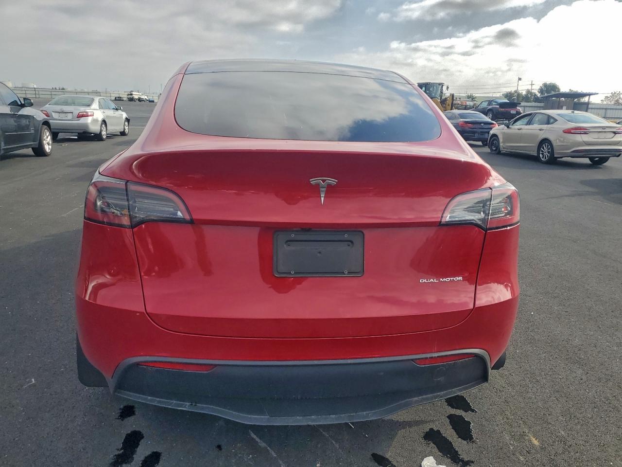 2023 Tesla Model Y VIN: 7SAYGDEE5PF816131 Lot: 94715895